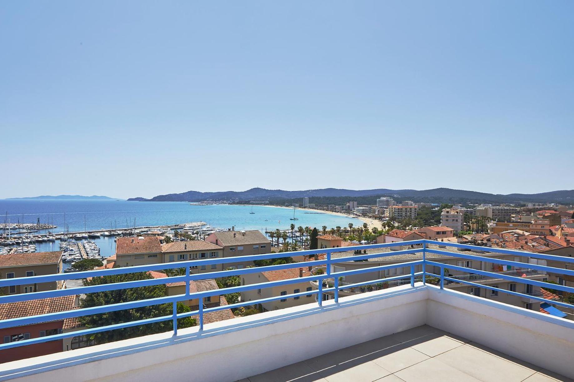 Hotel California Le Lavandou Room photo